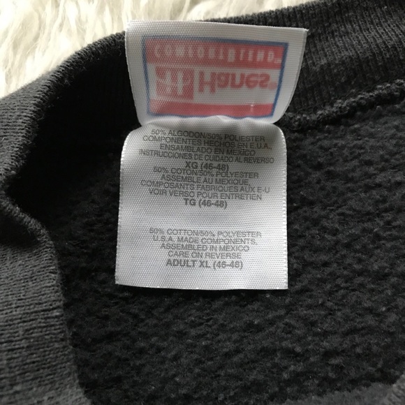 Vintage 1990’s Garth Brooks World Tour Sweatshirt - Picture 3 of 7